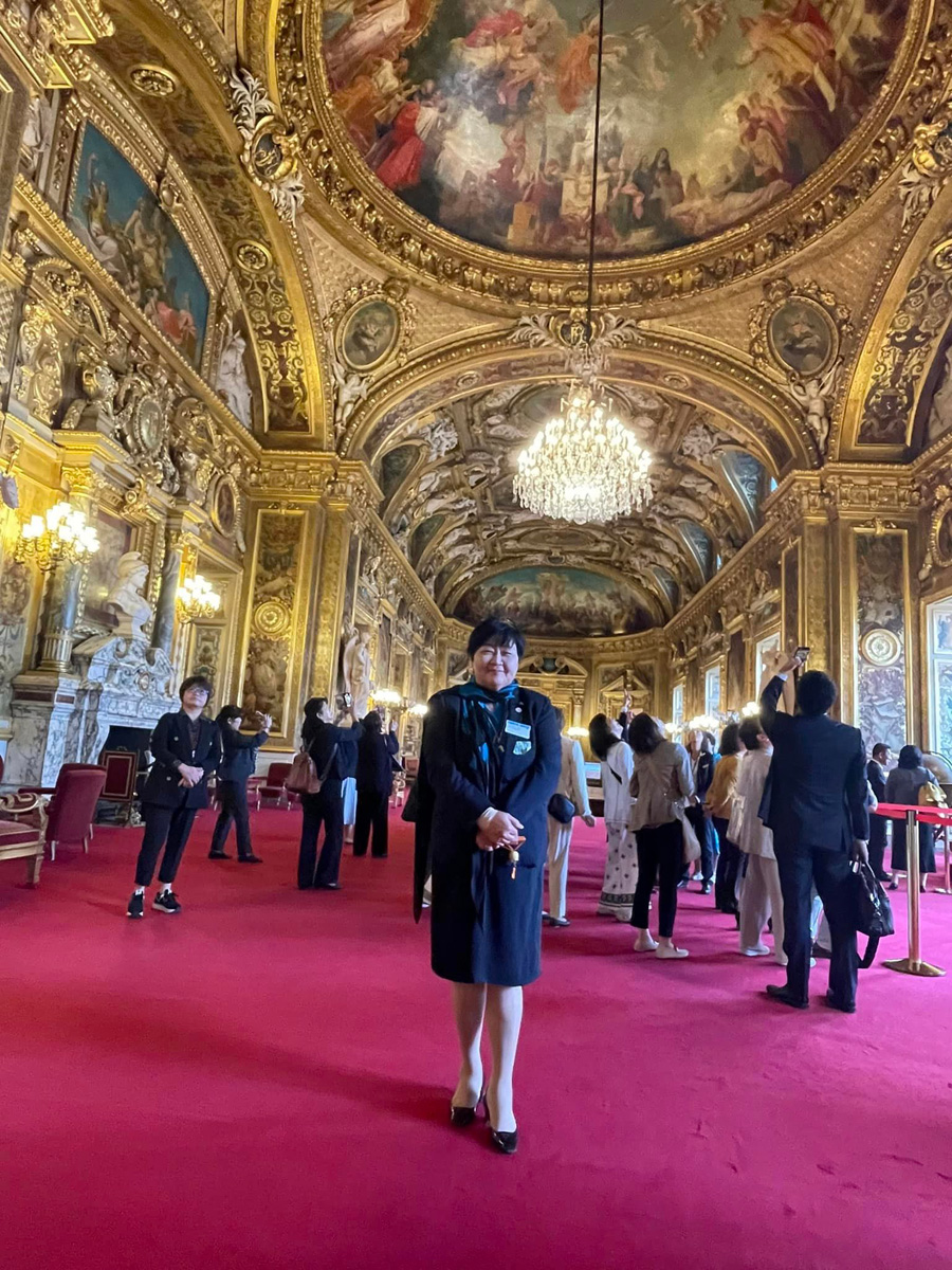 仏上院、下院、元老院、日本大使館にて、ジェンダーと子どもの教育研修！　７月２６日