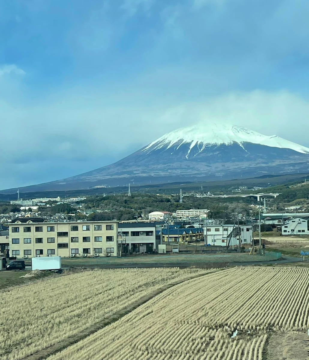 帰りの富士山と米原の雪　１月２４日