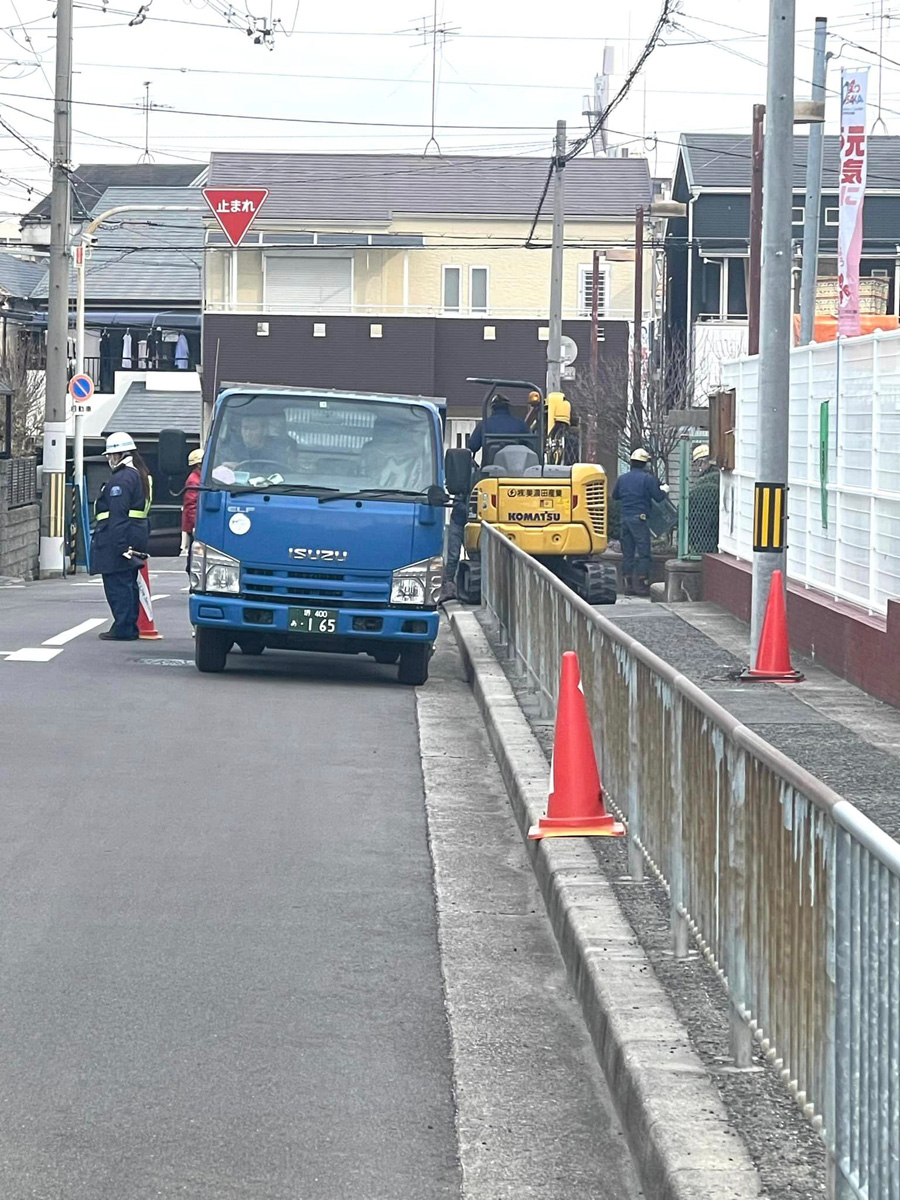 小学校の歩道修復工事！　２月１０日