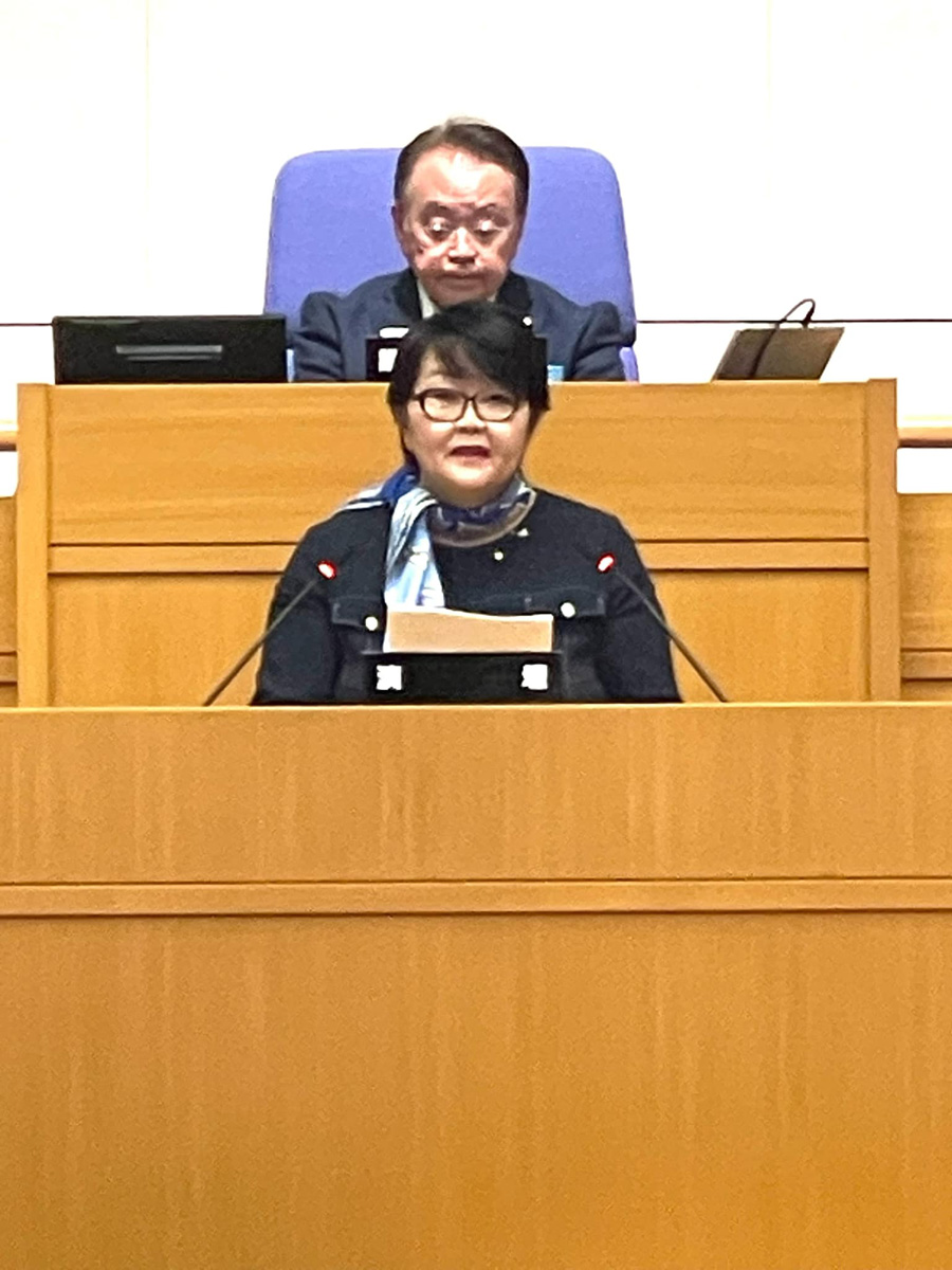 本会議大綱質疑！　２月２２日